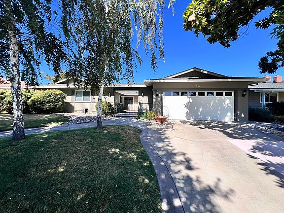 2nd image of 2202 Constitution Dr