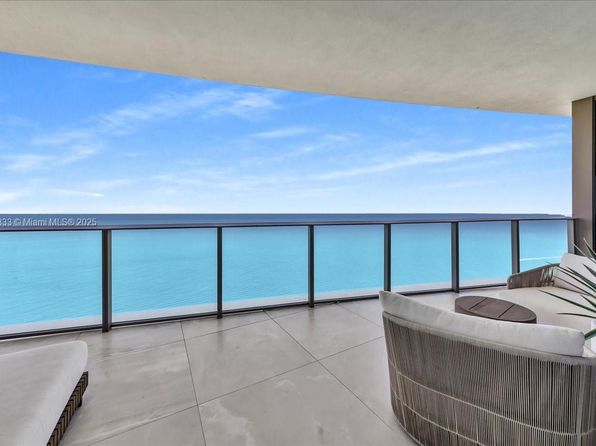 15701 Collins Ave #4604