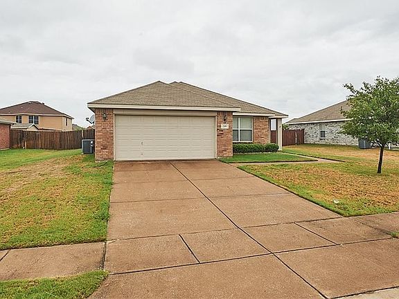 3rd image of 209 Cheyenne Dr