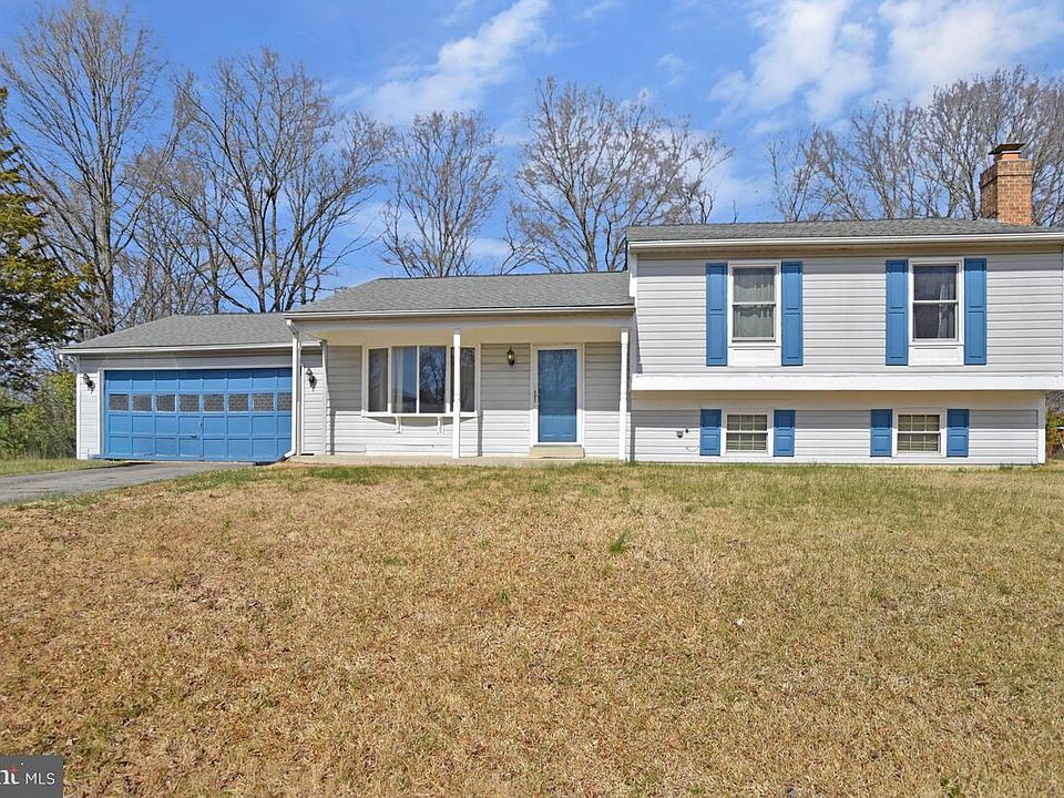 1st image of 2414 Shade Oak Ct