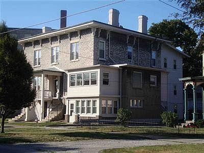 1st image of 318 Huron Ave