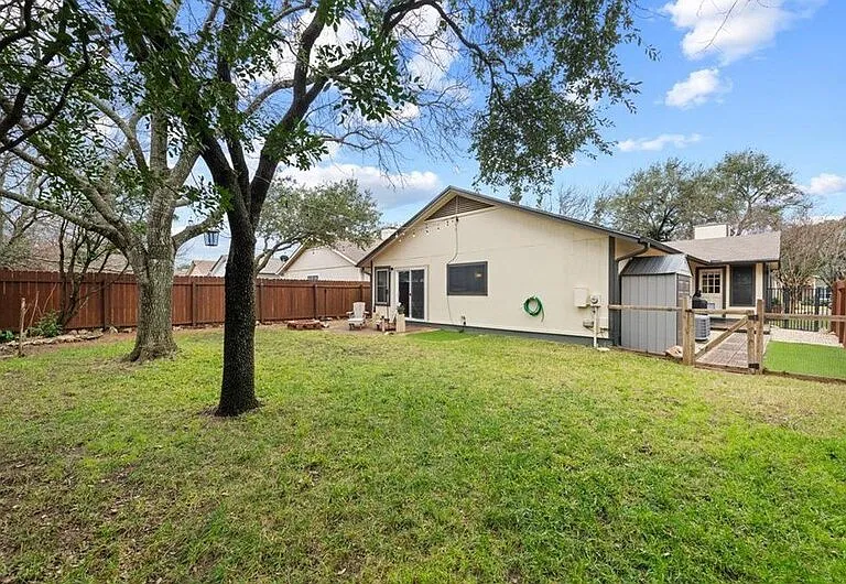 12719 Covington Trl — Photo 36