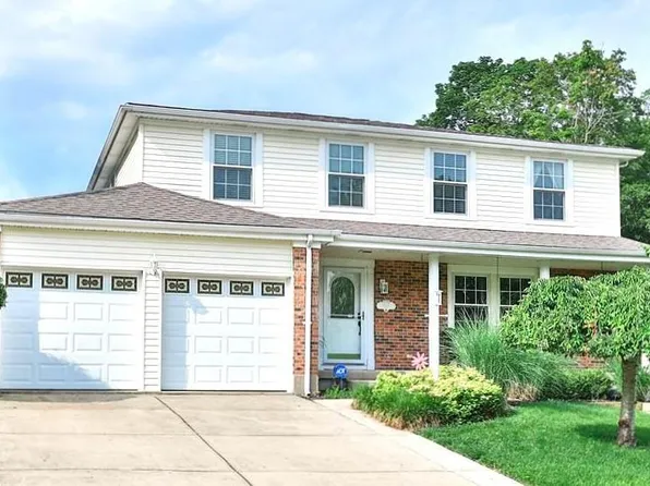 1837 Woodpine Ln, Cincinnati, OH 45255