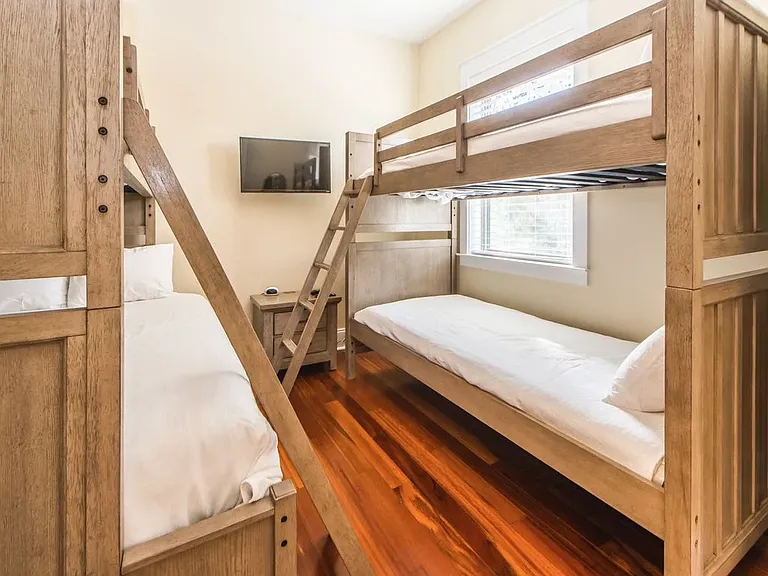 44 Asher Way — Photo 3