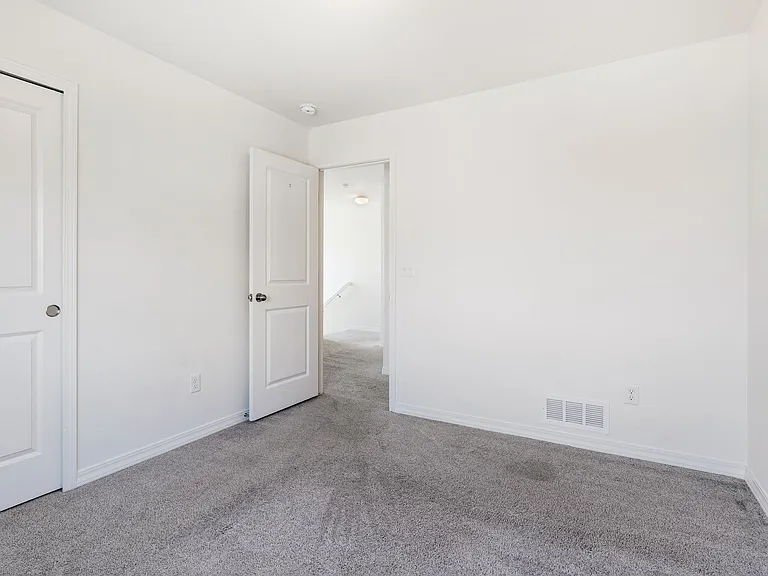 897 Technology Ct — Photo 22