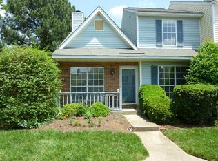 8260 Golf Ridge Dr, Charlotte, NC 28277