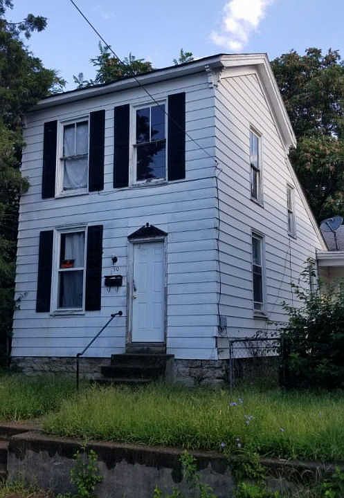 2nd image of 150 Washington St
