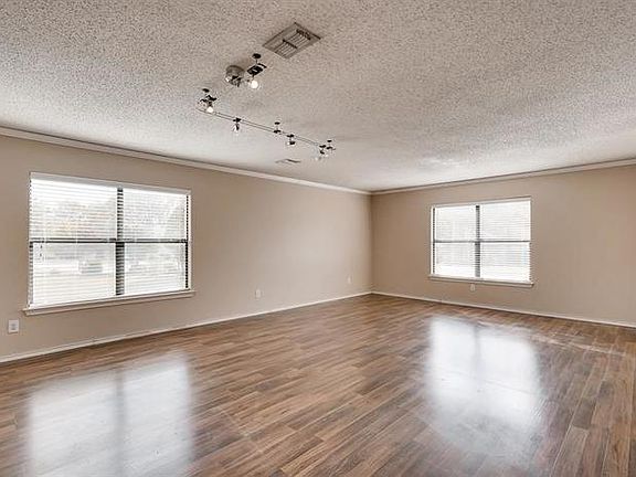 5th image of 437 Capricorn Dr