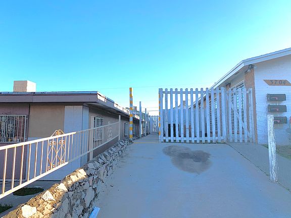 3rd image of 3704 McConnell Ave
