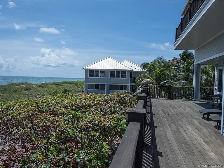 1871 NE Ocean Blvd #UPPER GUEST HOUSE — Photo 5