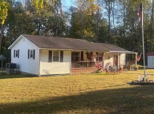 662 State Highway 853, White Plains, KY 42464