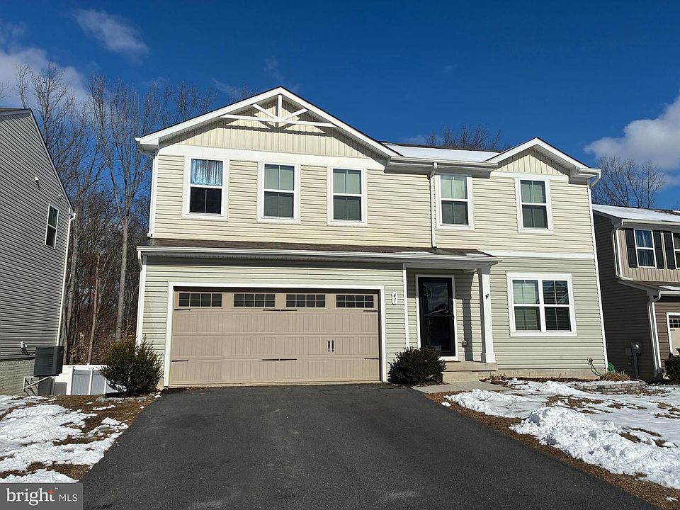1st image of 41 Tilia Dr