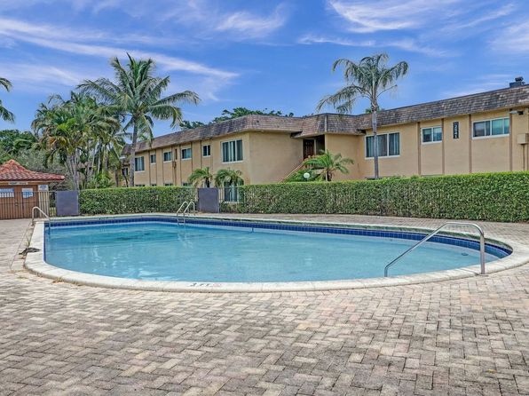 2700 NW 39th Way #2540-104