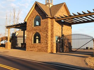 40 High Pointe Dr, Savannah, TN 38372