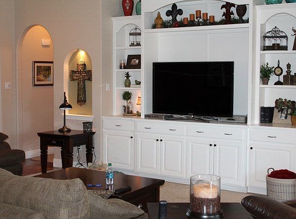 4th image of 1747 Oakmont Cir