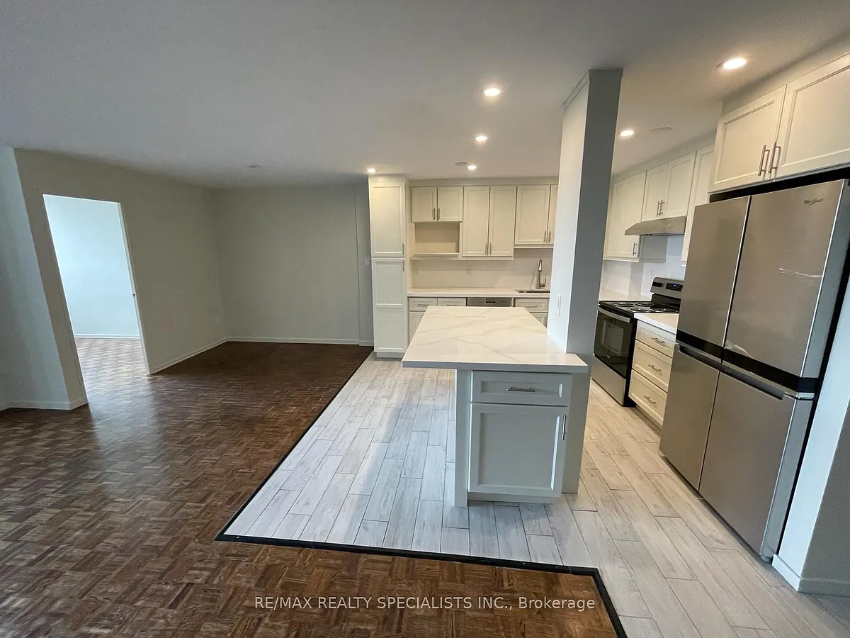 Building Photo - 85 Emmett Ave #601