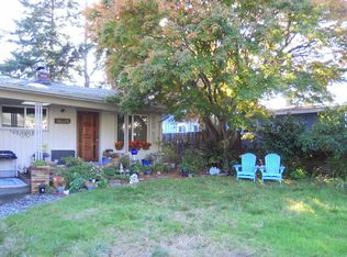 303 Birch St, Brookings, OR 97415