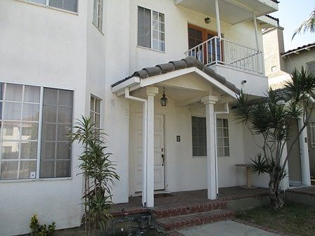 1st image of 633 N Kilkea Dr