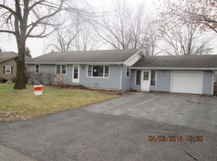 312 E Fox St, Yorkville, IL 60560
