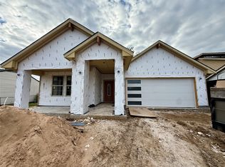 427 NE 32nd St, Grand Prairie, TX 75050
