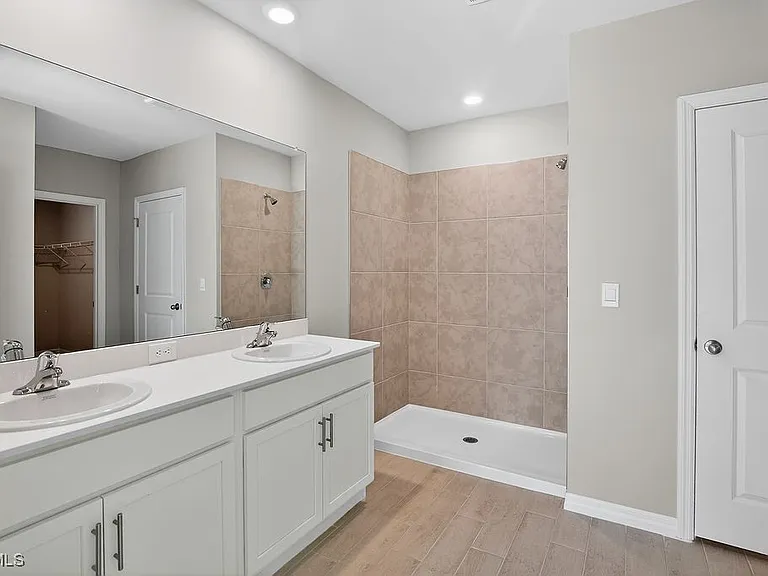 553 Kingsbury Ln #553 — Photo 31