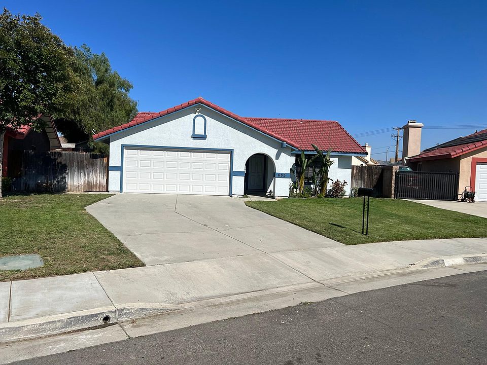 1st image of 685 Copenhagen St