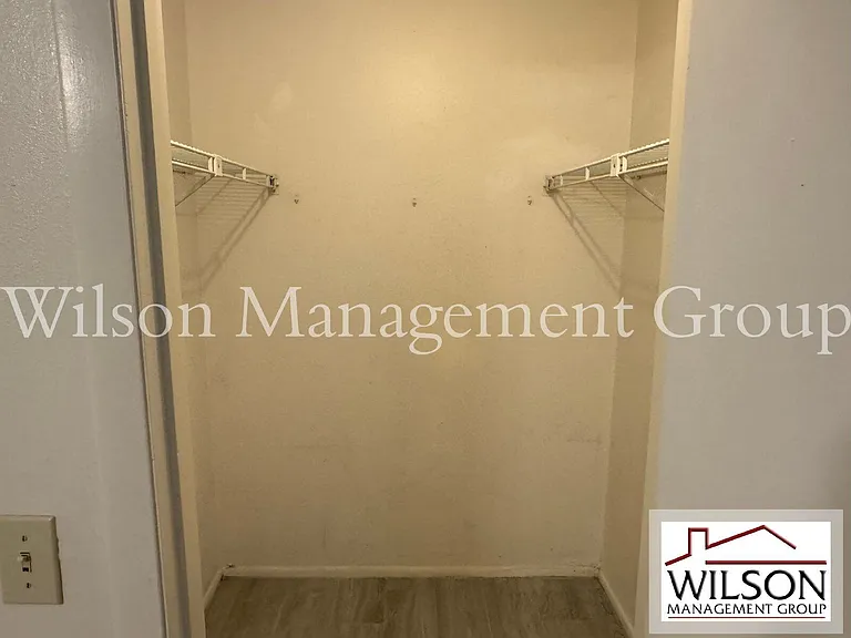 10041 Massey St — Photo 16