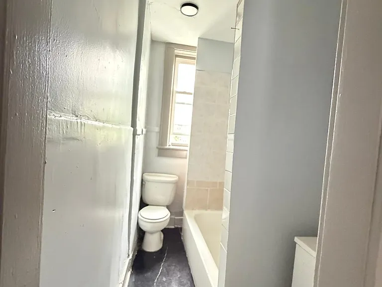 713 Arlington Ave #3D — Photo 6