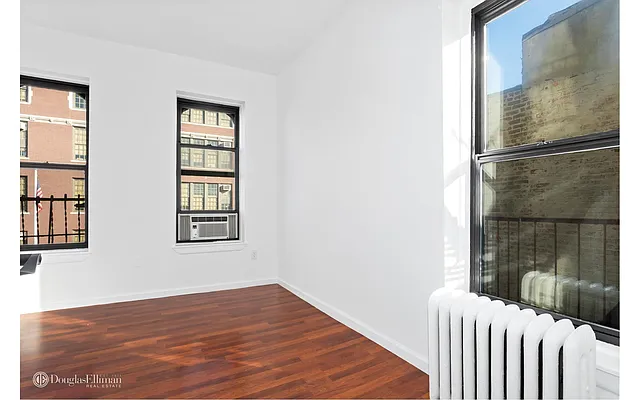 Sold by Douglas Elliman | media 10