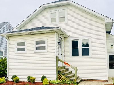 2037 Case AVENUE, Racine, WI, 53403