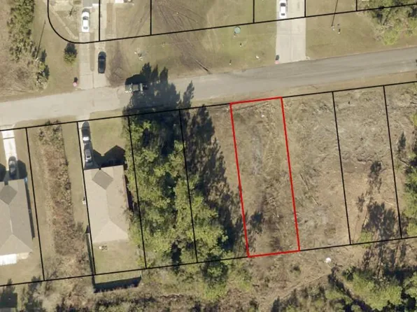 11840 Raintree Dr, Panama City, FL 32404