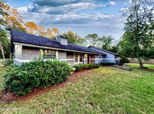 16 N Dolphin Ave, Middleburg, FL 32068
