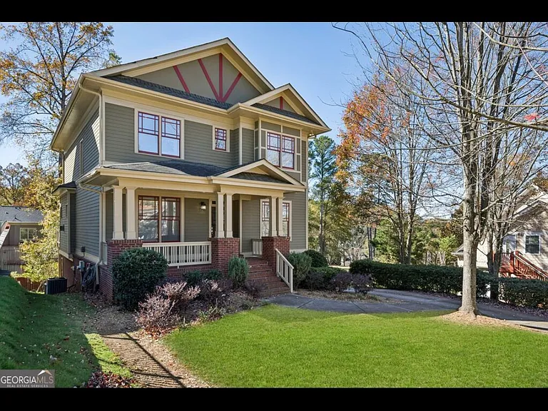 1043 Antioch Dr — Photo 1