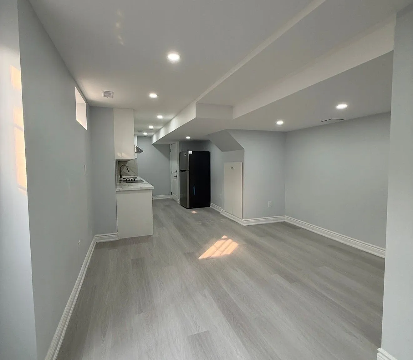 2 bed, $1,900 — Photo 4