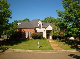 355 Indian Gate Cir, Ridgeland, MS 39157