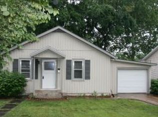 816 S 3rd St, Branson, MO 65616