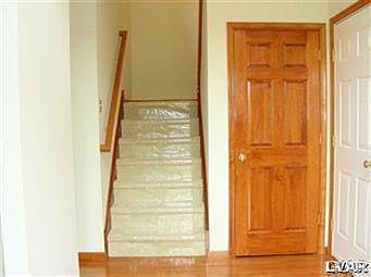 4th image of 7045 Hunt Dr