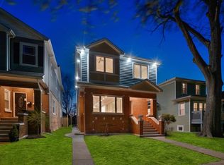 1221 N Taylor Ave, Oak Park, IL 60302