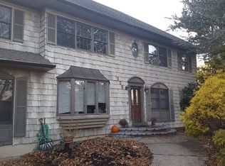 120 Redwood Ave, Edison, NJ