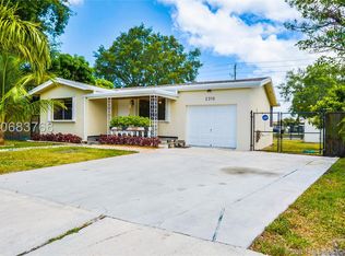 2310 Hope St, Hollywood, FL 33020