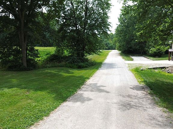 2nd image of 21144 County Road 126 #3