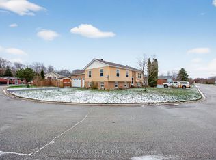 62 Riverdale Dr, Wasaga Beach, ON L9Z 1G1