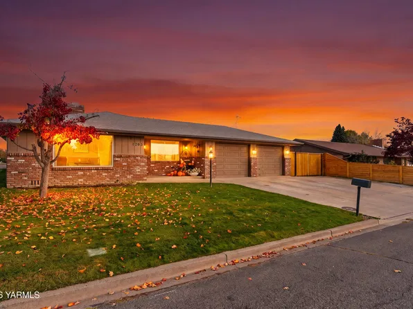 1205 S 37th Ave, Yakima, WA 98902