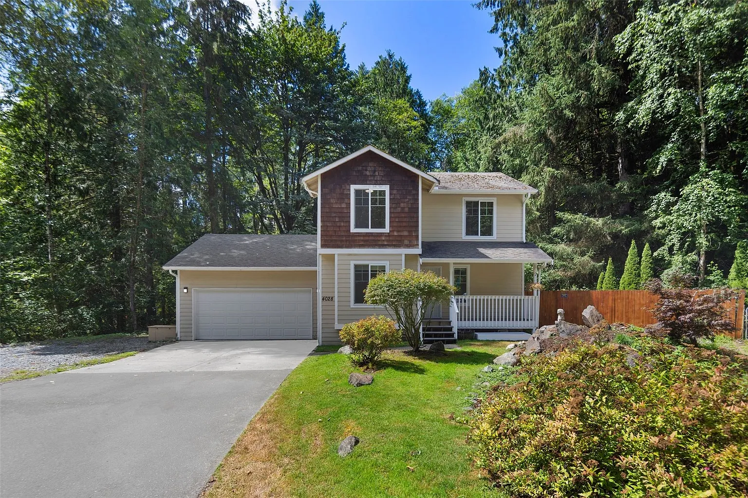 4028 269th Place NE photo 1