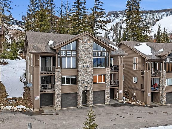 2nd image of 22 Chapel Ct #201