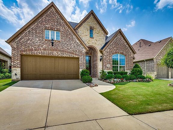 2nd image of 8820 Honeysuckle Dr