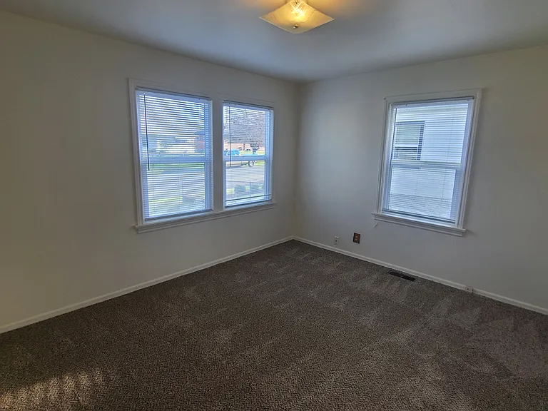2505 Veldee Ave — Photo 11