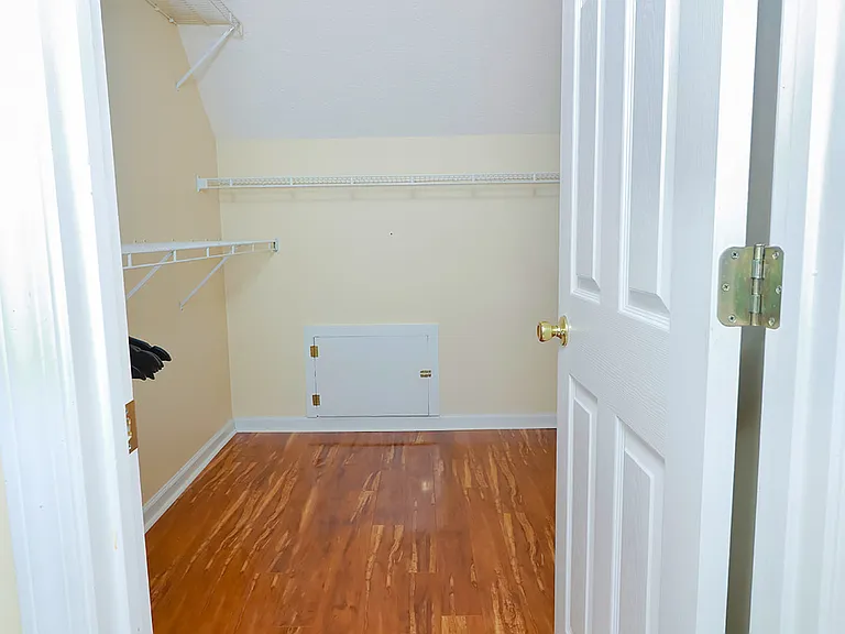 1784 Clayhill Ct SW — Photo 32