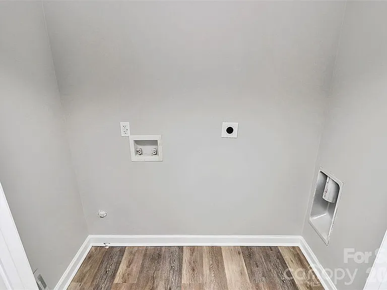 55 Dunn St — Photo 9