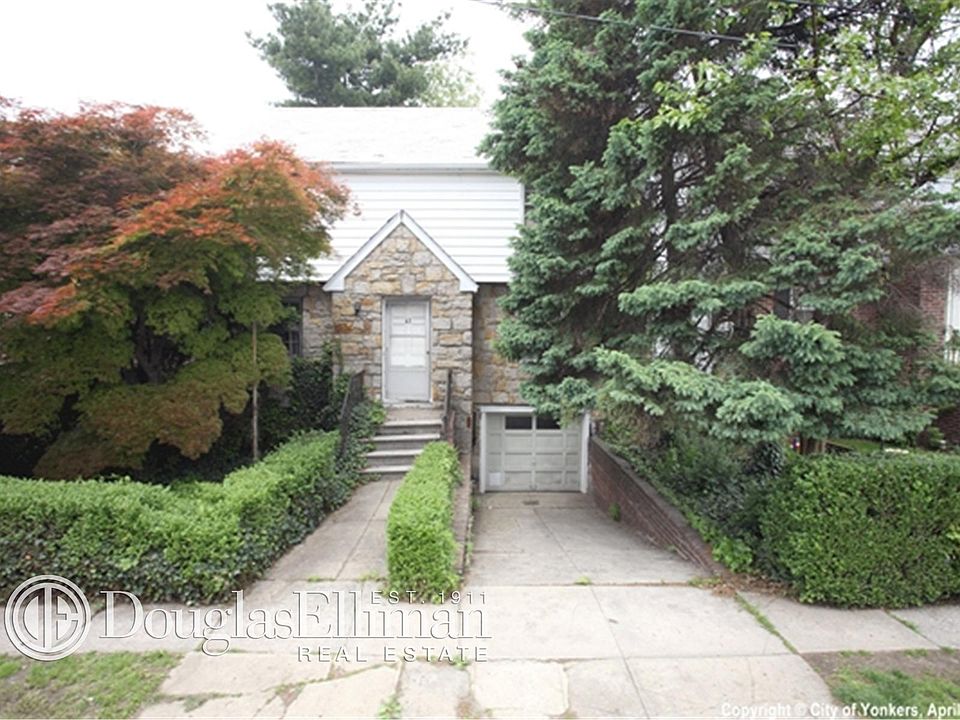 1st image of 43 Aqueduct Ave